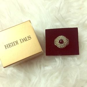 Heidi Daus “Posh and Proper” Ring